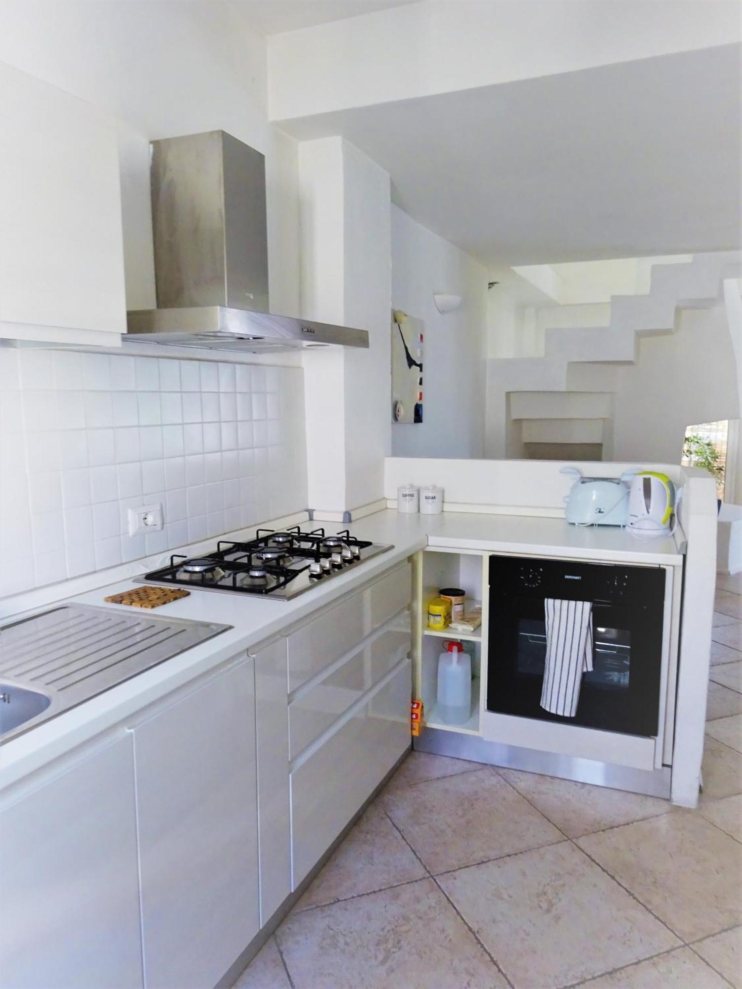 White - San Pantaleo Apartment Luaran gambar