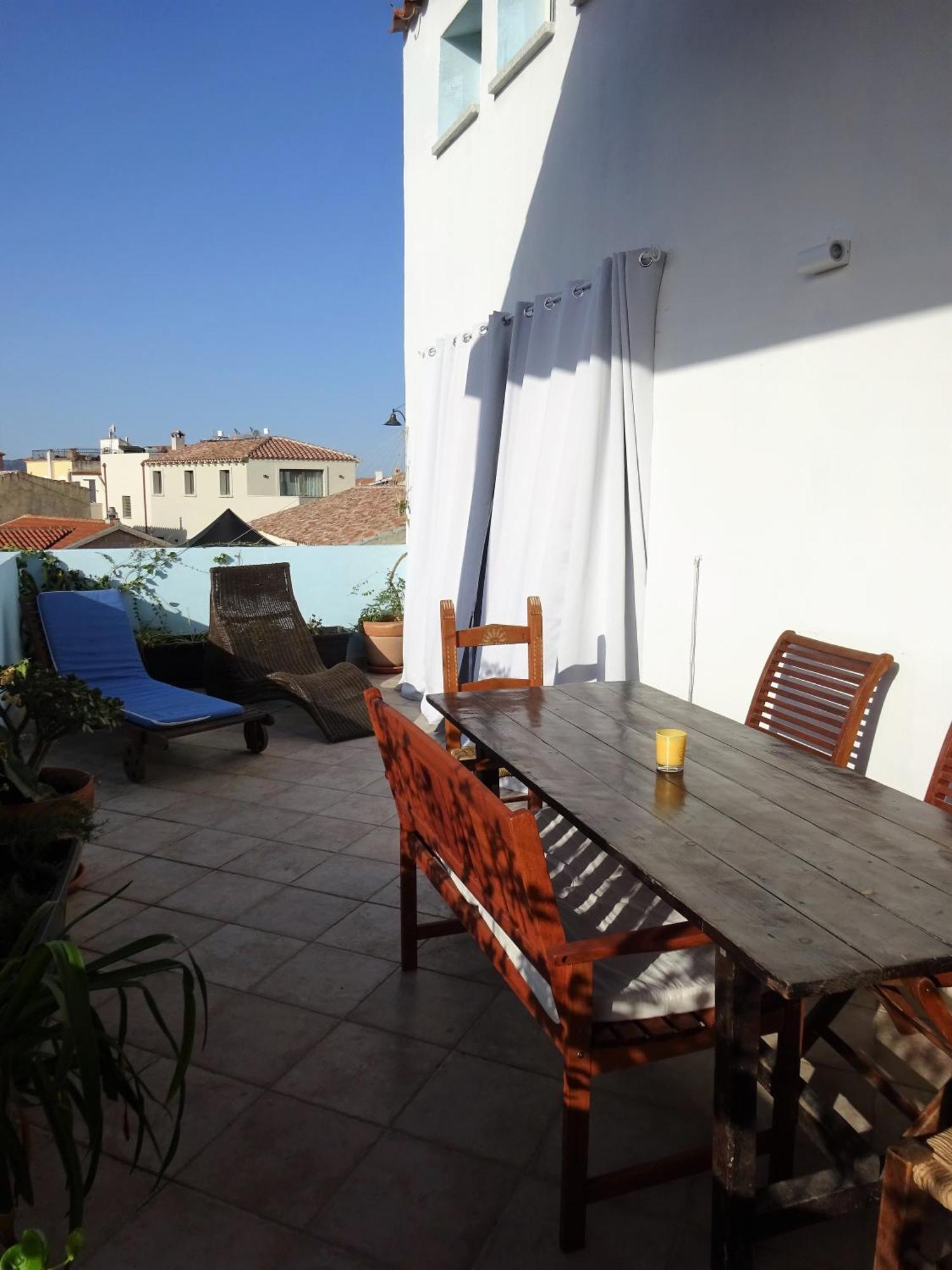 White - San Pantaleo Apartment Luaran gambar