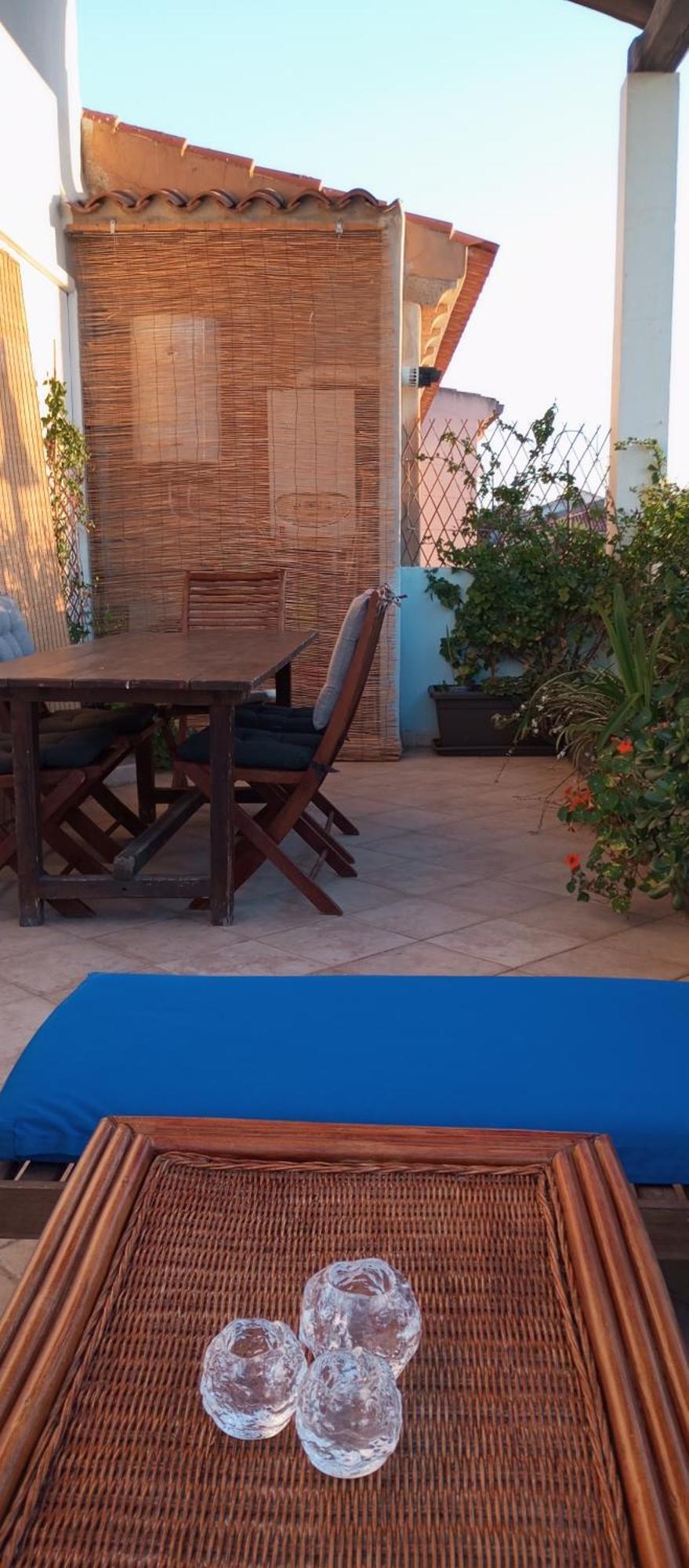 White - San Pantaleo Apartment Luaran gambar